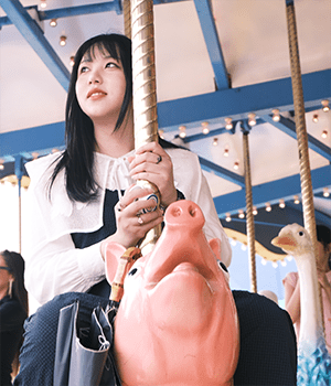 周 頴傑