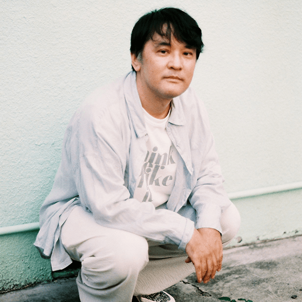 村口知巳監督