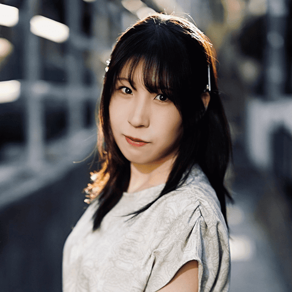 新玉夏子監督