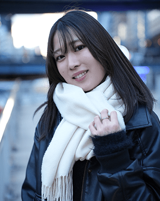 椹 優那