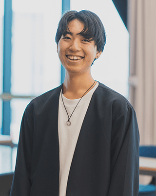 友成 隼也
