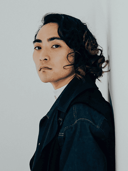 葉山 悠介